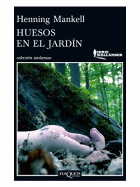 HUESOS EN EL JARDÍN