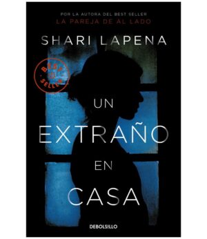 UN EXTRAÑO EN CASA